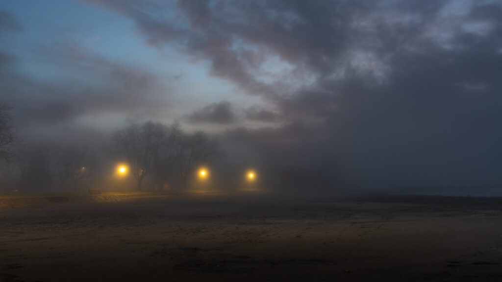 Bassin d'Arcachon : Arès dans le brouillard