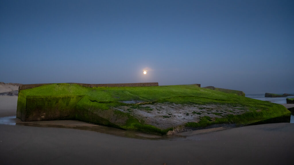 Blockhaus sous la lune